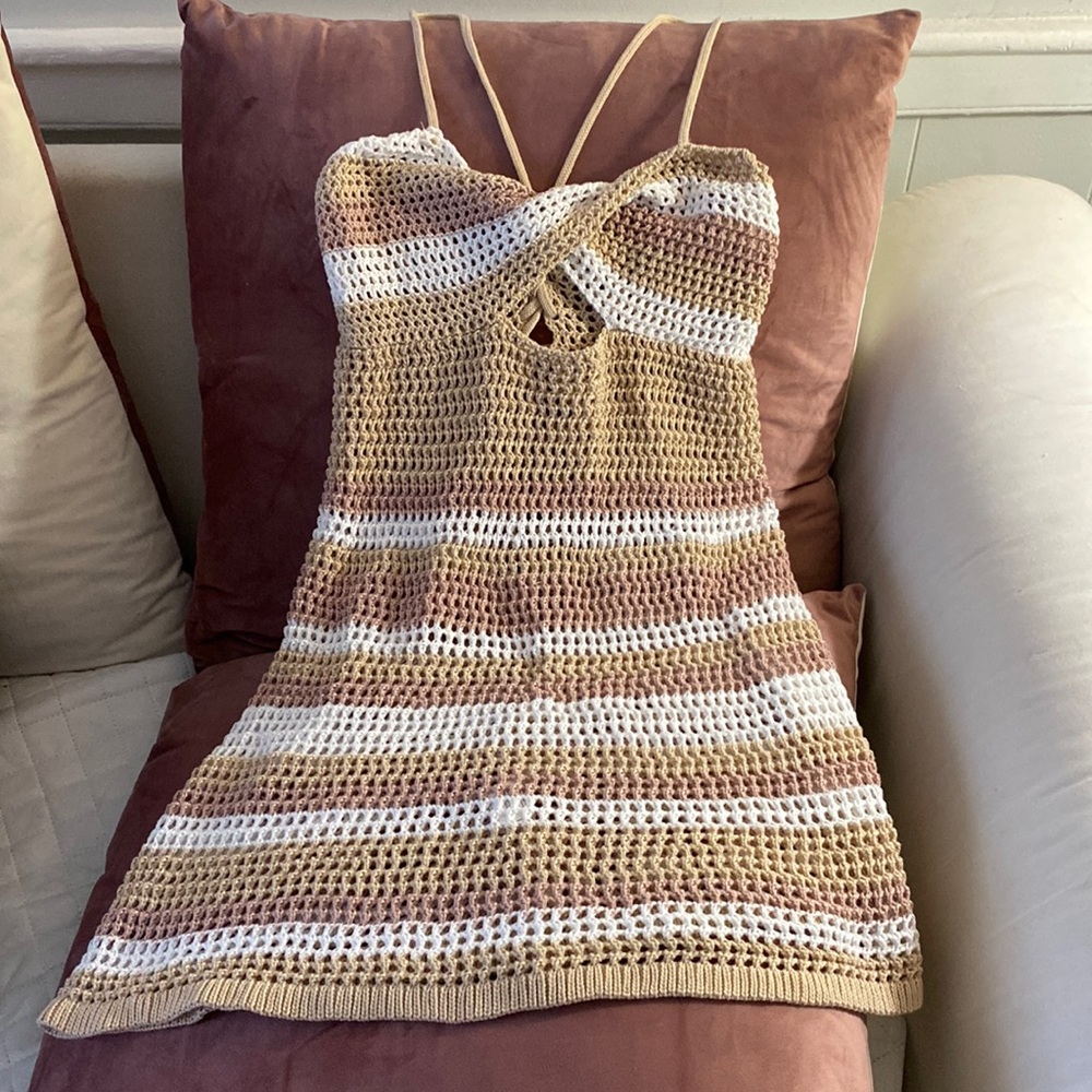 NWOT! Cute Crochet Cover-Up 🏝️